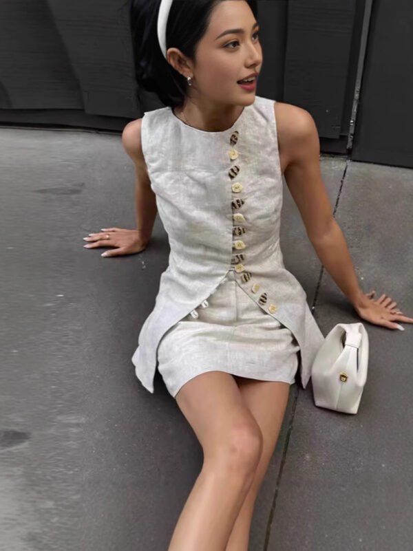 Round Neck Breasted Vest Skirt Outfit - Image 3